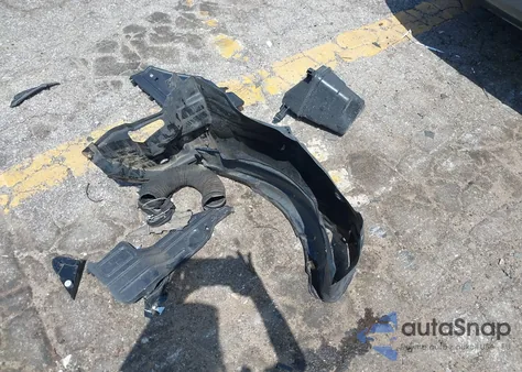 2013 Toyota Corolla Le z USA, uszkodzony, nr VIN 2T1BU4EE2DC928512